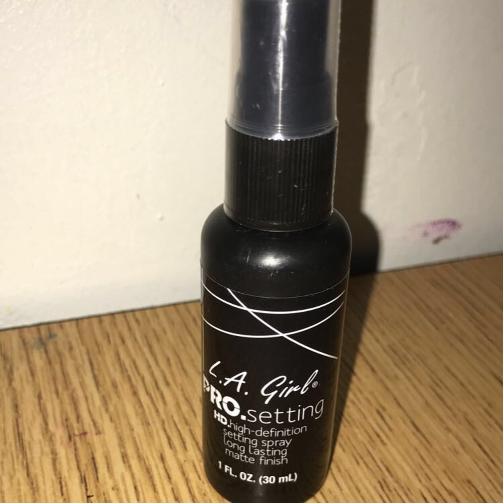 L.A. Girl Pro Setting Spray